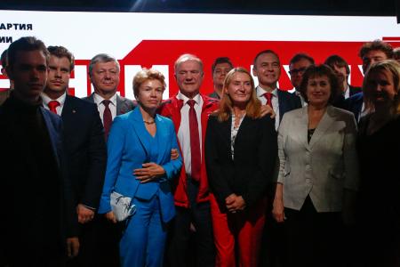 Геннадий Зюганов встретился с российскими блогерами и молодёжью в Москве