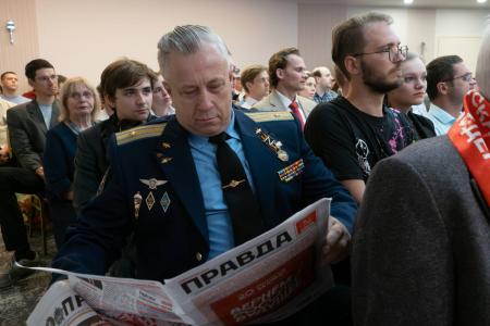 Юрий Афонин и Валентин Коновалов встретились с жителями Свердловской области