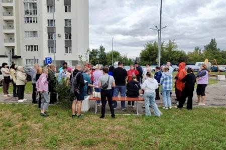 Ольга Алимова в Энгельсе встретилась с жителями домов ЖК «Клевер», расположенных на 1-м и 2-м Студенческих проездах