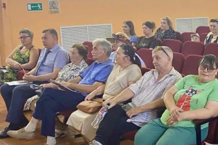 Ольга Алимова совместно с депутатом Саратовской областной Думы от КПРФ Сергеем Шитовым посетили Краснокутский район
