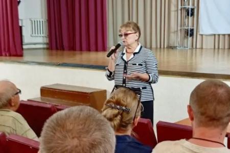 Саратовская область. Ольга Алимова провела встречу с жителями села Генеральское Энгельсского района