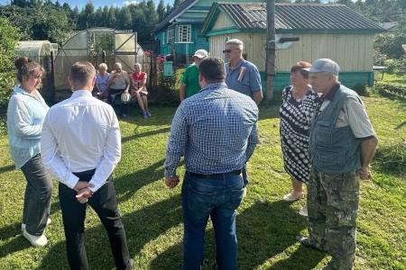 Владимир Исаков провёл встречи с жителями Юхновского и Жуковского районов  Калужской области