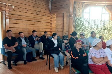 Якутия. Вячеслав  Куличкин, Айан Васильев и Дмитрий Петров в Вилюйске работали по насыщенной программе