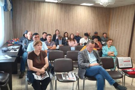 Якутия. Вячеслав  Куличкин, Айан Васильев и Дмитрий Петров в Вилюйске работали по насыщенной программе