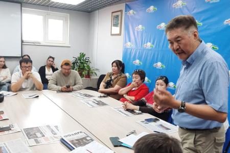 Якутия. Вячеслав  Куличкин, Айан Васильев и Дмитрий Петров в Вилюйске работали по насыщенной программе