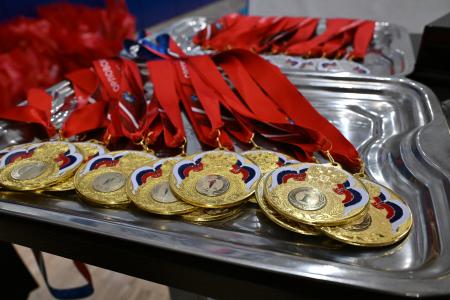 Геннадий Зюганов наградил призеров турнира по волейболу