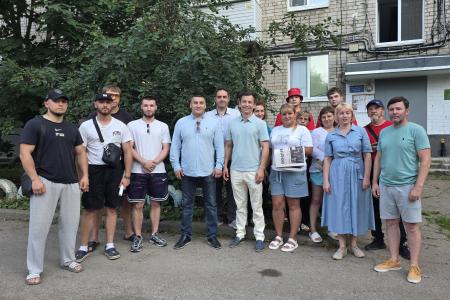 «Острые вопросы на злободневные темы». Лидер пермских коммунистов Ксения Айтакова провела встречу с жителями микрорайона Гайва