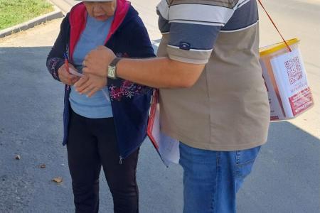 Саратовская область. Балаковские коммунисты продолжают проведение голосования по Народному референдуму на городских улицах