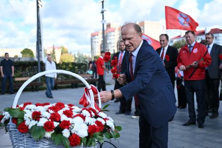 Геннадий Зюганов прибыл с рабочим визитом в подмосковный Подольск