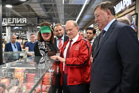 Продолжается рабочий визит Геннадия Зюганова в Подольск