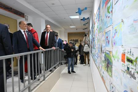 Геннадий Зюганов посетил Центральный музей ВВС в подмосковном Монино