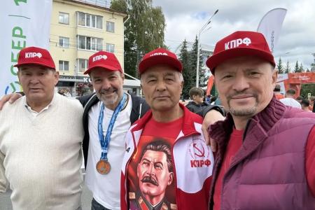 Десять километров по Уфе: Александр Ющенко принял участие в Уфимском международном марафоне