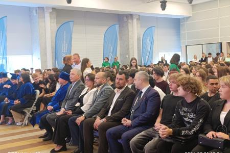 Леонид Калашников поздравил первокурсников ТГУ: «Гармонично развитый человек всегда более интересен в жизни»