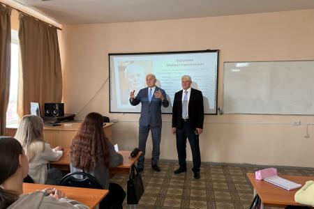 КПРФ служит народу и будущим поколениям: Юрий Афонин и Михаил Берулава встретились с жителями Челябинской области