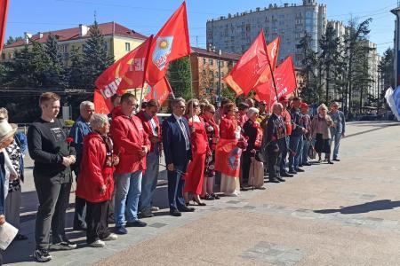 Пока мы помним – мы живём и побеждаем! Коммунисты отметили 83-ю годовщину освобождения Брянска от немецко-фашистских захватчиков