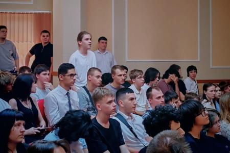 Дмитрий Новиков и Виктор Гончаров представили Программу Победы КПРФ студентам и преподавателям Северо-Кавказского филиала БГТУ
