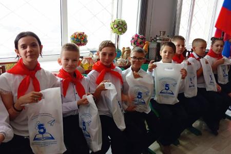 Открыт бюст пионеру-герою Володе Дубинину  в городе воинской славы Мелитополе