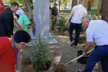 Открыт бюст пионеру-герою Володе Дубинину  в городе воинской славы Мелитополе