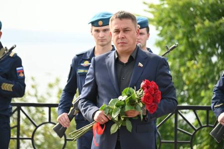 Ульяновск. Вечная память героям, сокрушившим милитаризм!