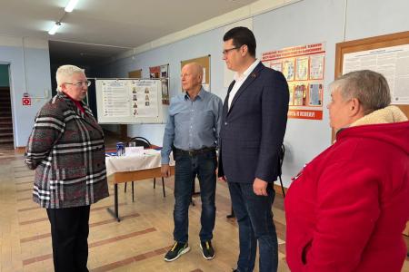 Лидер тульских коммунистов Алексей Лебедев лично проинспектировал избирательные участки в регионе