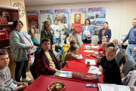 С заботой о будущем: в Подмосковье прошла масштабная благотворительная акция КПРФ и союза «Надежда России» «Помоги собраться в школу»