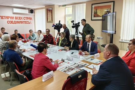 Заслуженные работники культуры, ветераны и почётные граждане Ивановской области объединились вокруг Александра Бойкова