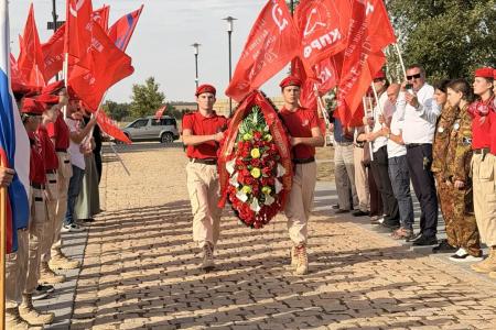 Юрий Афонин на сталинградской земле участвует в мероприятиях, посвященных годовщине Победы над милитаристской Японией