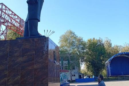Александр Ющенко в Кармаскалах: о проблемах района лучше всего говорить с теми, кто здесь живёт