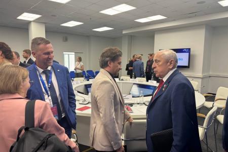 Николай Харитонов на ВЭФ‑2026: стратегический разговор об инвестициях в ДФО