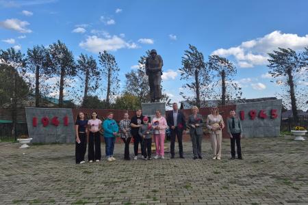 Коммунисты Пермского края приняли участие в памятном возложении цветов, посвящённом Дню Победы над милитаристской Японией и окончания Второй мировой войны
