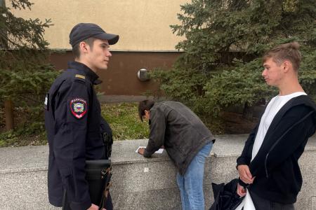 На коммунистов напали в центре Пензы