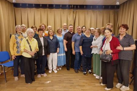 Подмосковные коммунисты: До больших выборов 4 дня. Работаем во благо Родины и трудового народа!