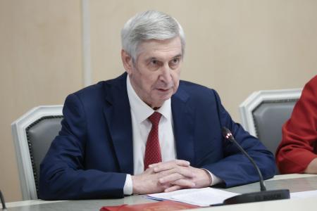 Иван Мельников провел встречу с Ли Хунчжуном