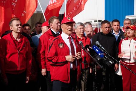 Под Знаменем Ленина – к победе над бандеровщиной!