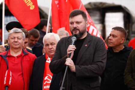 Под Знаменем Ленина – к победе над бандеровщиной!