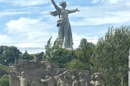 Юрий Афонин на сталинградской земле: Поддержка отечественного сельского хозяйства – основа продовольственной безопасности страны