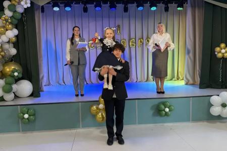Владимир Кашин поздравил с Днём знаний учеников и педагогов Краснопоймовской школы
