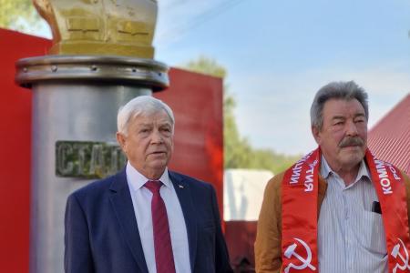 Второй памятник И.В. Сталину открыли в Липецкой области