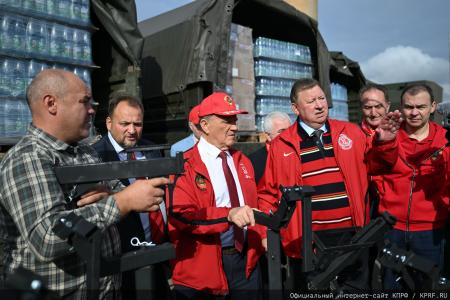 КПРФ отправила 160-й юбилейный гуманитарный конвой под лозунгом «Все для Победы!»