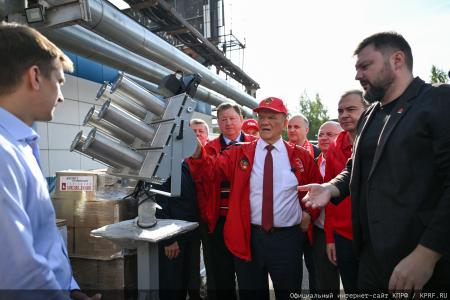КПРФ отправила 160-й юбилейный гуманитарный конвой под лозунгом «Все для Победы!»