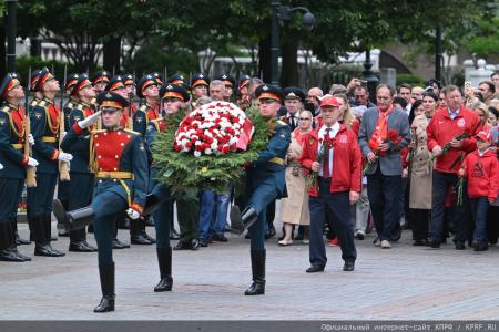 КПРФ в Москве провела митинг в День Победы над милитаристской Японией и окончания Второй мировой войны