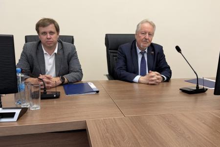 Воронежская область. Депутат Обухов в Каширском районе: «Государство обязано защитить человека — от дрона над крышей до произвола в ЖКХ»