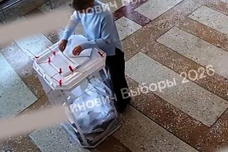 Фальсификаторы в Марий Эл не стесняются делать вбросы прямо под камерами