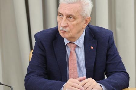 Краснодарский край. Н.И. Осадчий выступил в ходе встречи кубанских депутатов российского парламента с руководством региона