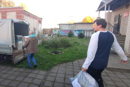 Новгородские коммунисты отправили очередной гуманитарный конвой в зону СВО