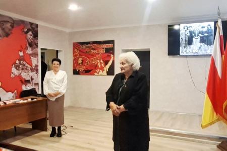 В Цхинвале отметили 108-летие Ленинского комсомола: связь поколений и верность традициям