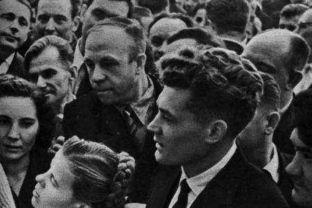 Сергей Обухов. Уроки 1961 года: как Компартии искали образ будущего и коммунистический идеал в теории, практике и фантастике