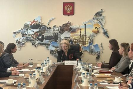 Нина Останина: Преемственность и новые задачи. Комитет Госдумы по вопросам семьи начал работу в IX созыве