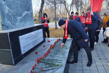 КПРФ ярко отметила 108-ю годовщину Ленинского комсомола в Тюмени