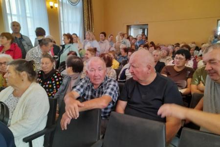 Ивановская область. КПРФ защищает права жителей: Пучежский район открыто заявил о социальных проблемах на встрече с главой СК
